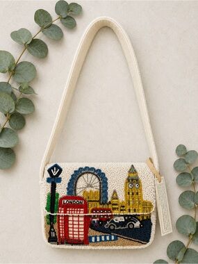 Viral TikTok From India to You Beaded London Scene Shoulder Bag NEW